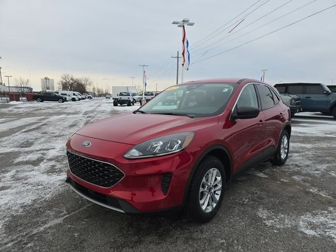 Used 2022 Ford Escape SE image 8