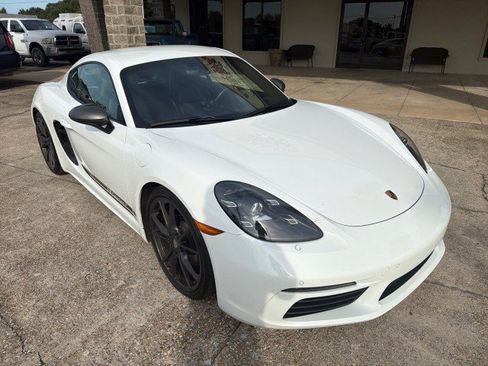 Used 2021 Porsche 718 Cayman RWD image 4