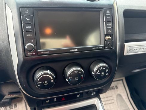 Used 2016 Jeep Compass High Altitude FWD image 8