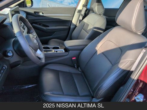 Certified 2025 Nissan Altima 2.5 SL image 14