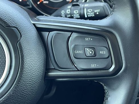 Used 2022 Jeep Wrangler Sport AWD/4WD image 23
