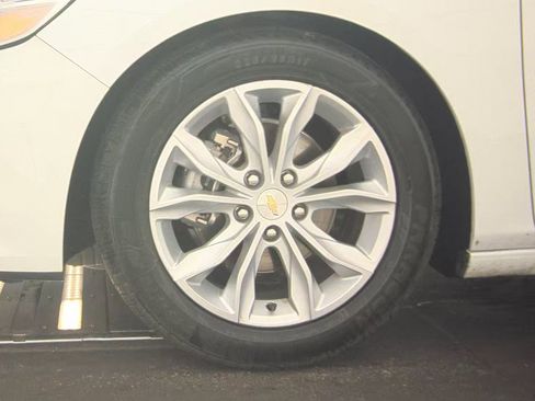 Used 2024 Chevrolet Malibu LT image 10