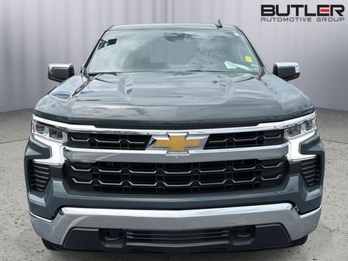 Certified 2025 Chevrolet Silverado 1500 LT AWD/4WD image 9
