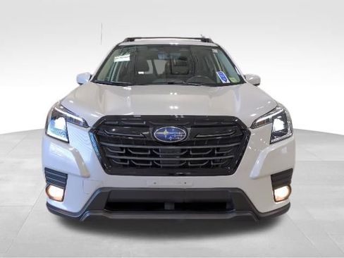 Certified 2022 Subaru Forester Premium image 4