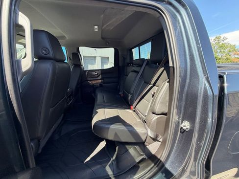 Used 2019 Chevrolet Silverado 1500 LT Trail Boss AWD/4WD image 10