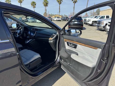 Used 2017 Honda CR-V EX image 14