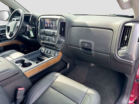 Used 2016 Chevrolet Silverado 1500 LTZ w/ LTZ Plus Package AWD/4WD image 36