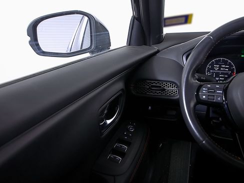 Used 2024 Honda HR-V Sport image 19