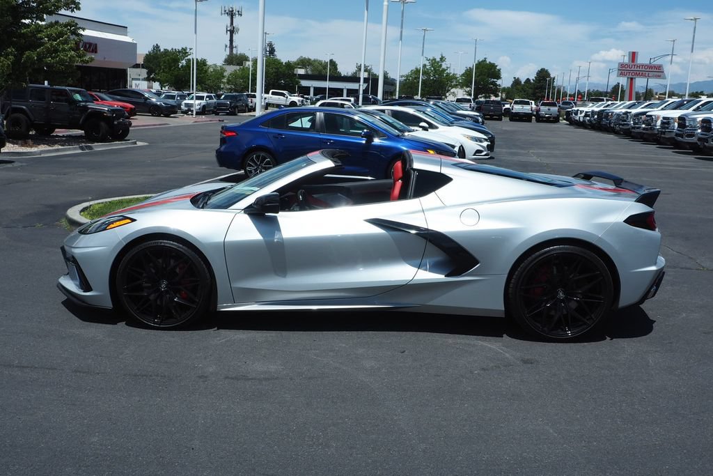 Used 2020 Chevrolet Corvette Stingray Preferred Cpe w/ 2LT Preferred Equipment Group RWD image 2