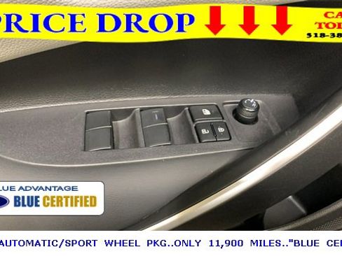 Used 2023 Toyota Corolla SE image 26