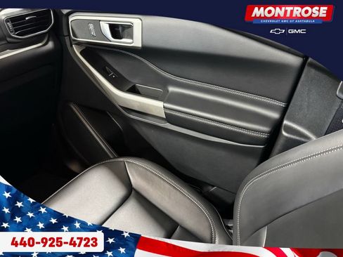 Used 2022 Ford Explorer XLT w/ Equipment Group 202A AWD/4WD image 39