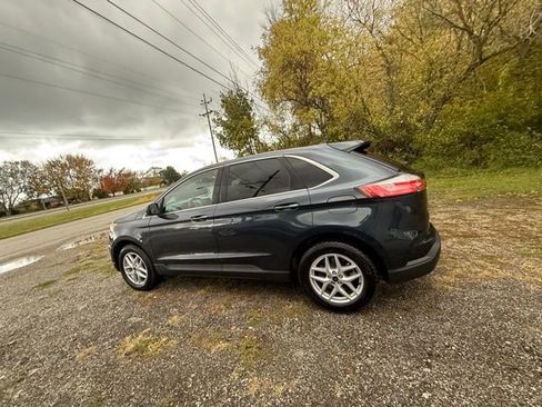 Used 2023 Ford Edge SEL image 12