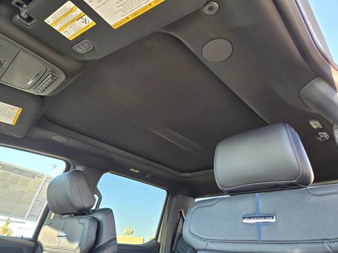 New 2026 Ford F250 Platinum image 8