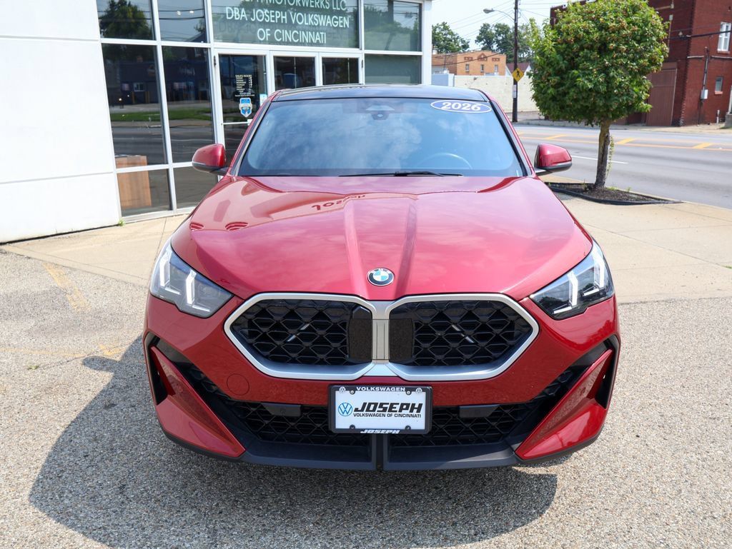 Used 2026 BMW X2 xDrive28i AWD/4WD image 8