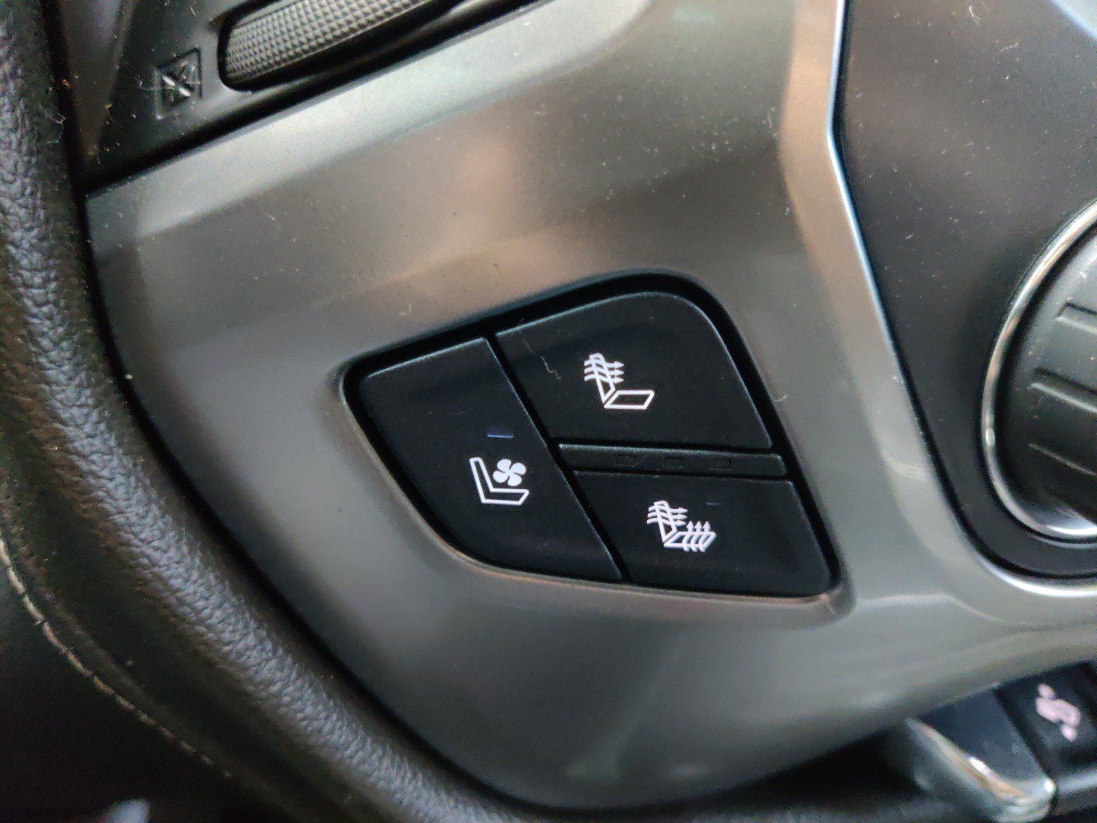 Used 2019 Chevrolet Silverado 2500 LTZ w/ Duramax Plus Package AWD/4WD image 34