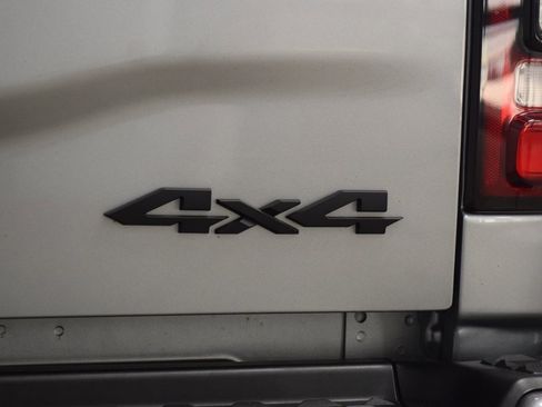 Used 2023 RAM 2500 Limited image 26