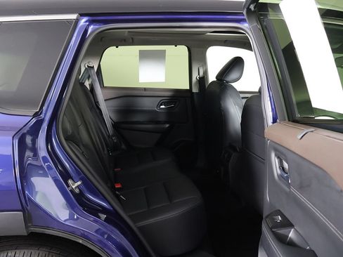 Used 2023 Nissan Rogue SL w/ SL Premium Package AWD/4WD image 33