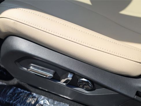 New 2026 Acura MDX SH-AWD image 13