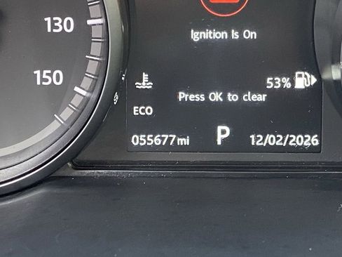 Used 2017 Land Rover Discovery Sport HSE Luxury image 31