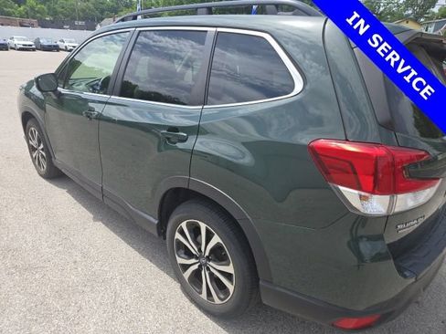 Used 2022 Subaru Forester Limited AWD/4WD image 9