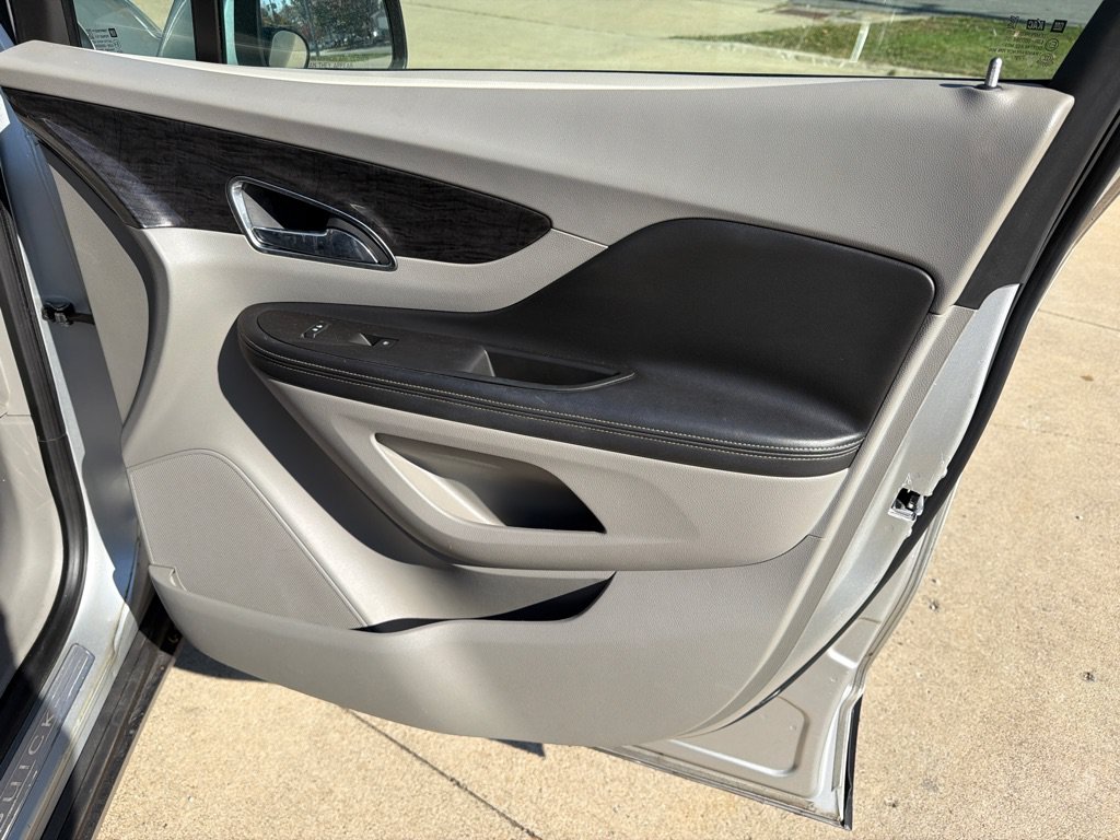 Used 2015 Buick Encore Leather w/ Experience Buick Package FWD image 15