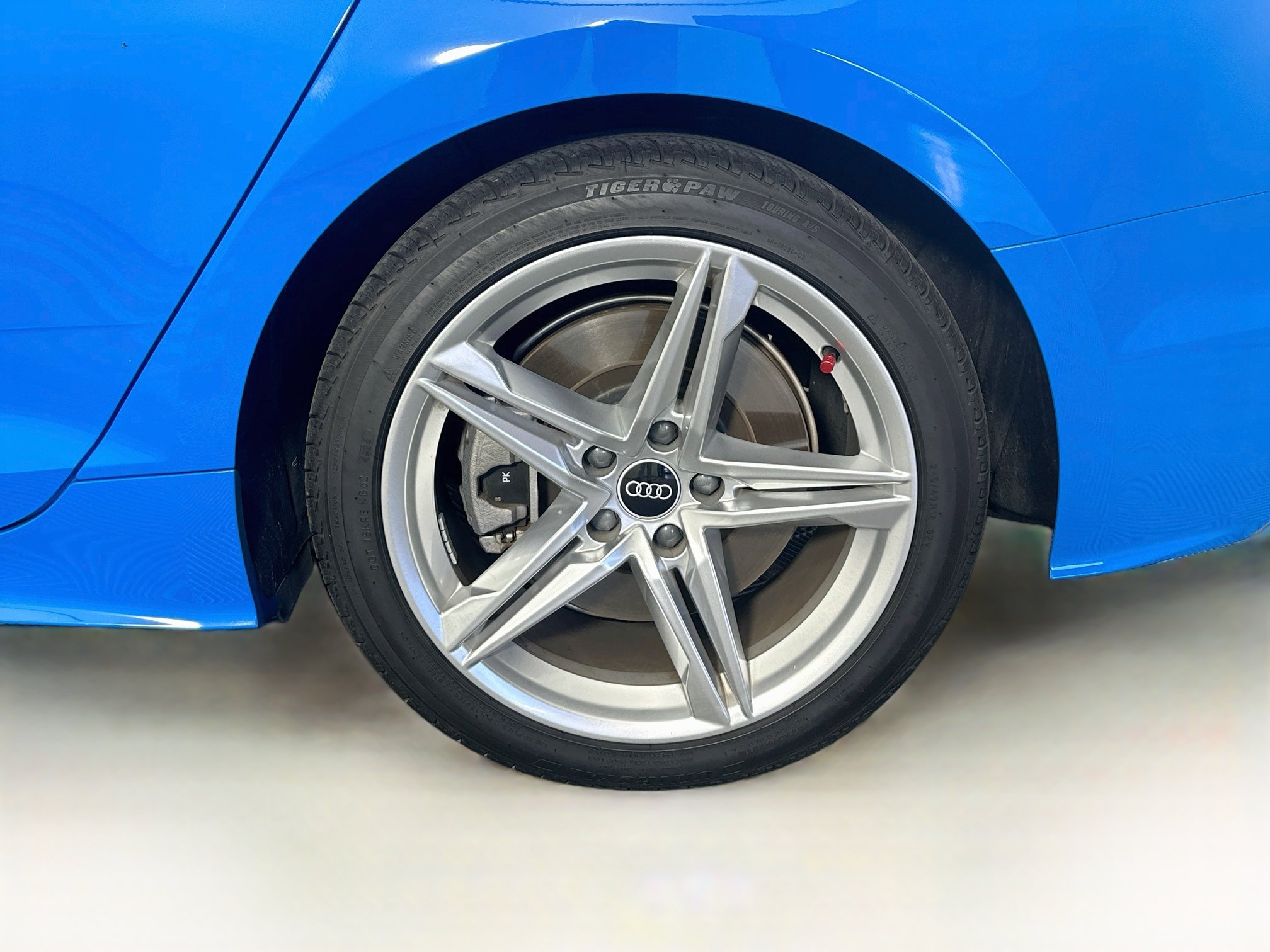 Used 2022 Audi A5 2.0T Premium Plus w/ Premium Plus AWD/4WD image 11
