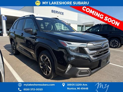 Used 2025 Subaru Forester Limited w/ Popular Package AWD/4WD image 1