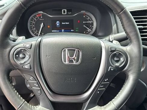 Used 2023 Honda Ridgeline RTL-E image 12
