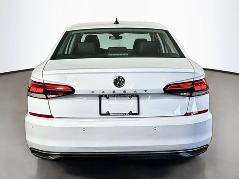 Used 2020 Volkswagen Passat 2.0T SEL FWD image 6