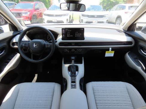 New 2026 Honda HR-V LX image 16