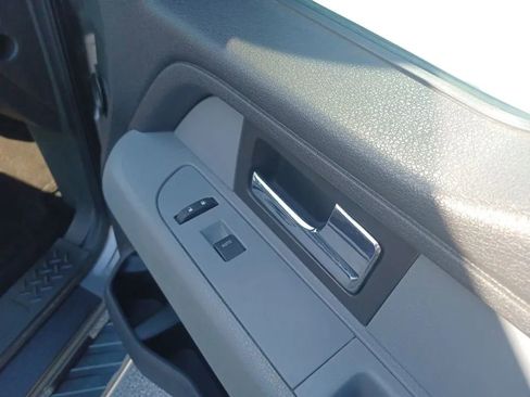 Used 2014 Ford F150 XLT w/ XLT Chrome Package image 19