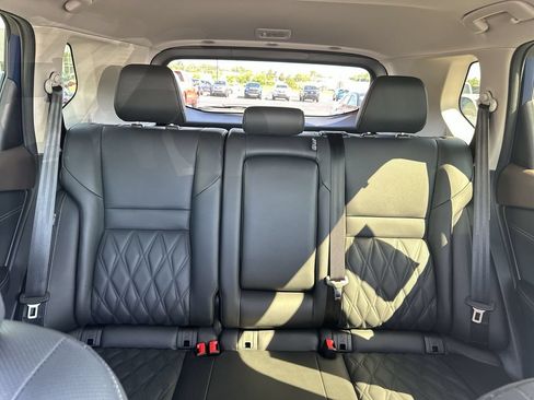 Used 2023 Nissan Rogue Platinum w/ Platinum Premium Package FWD image 13