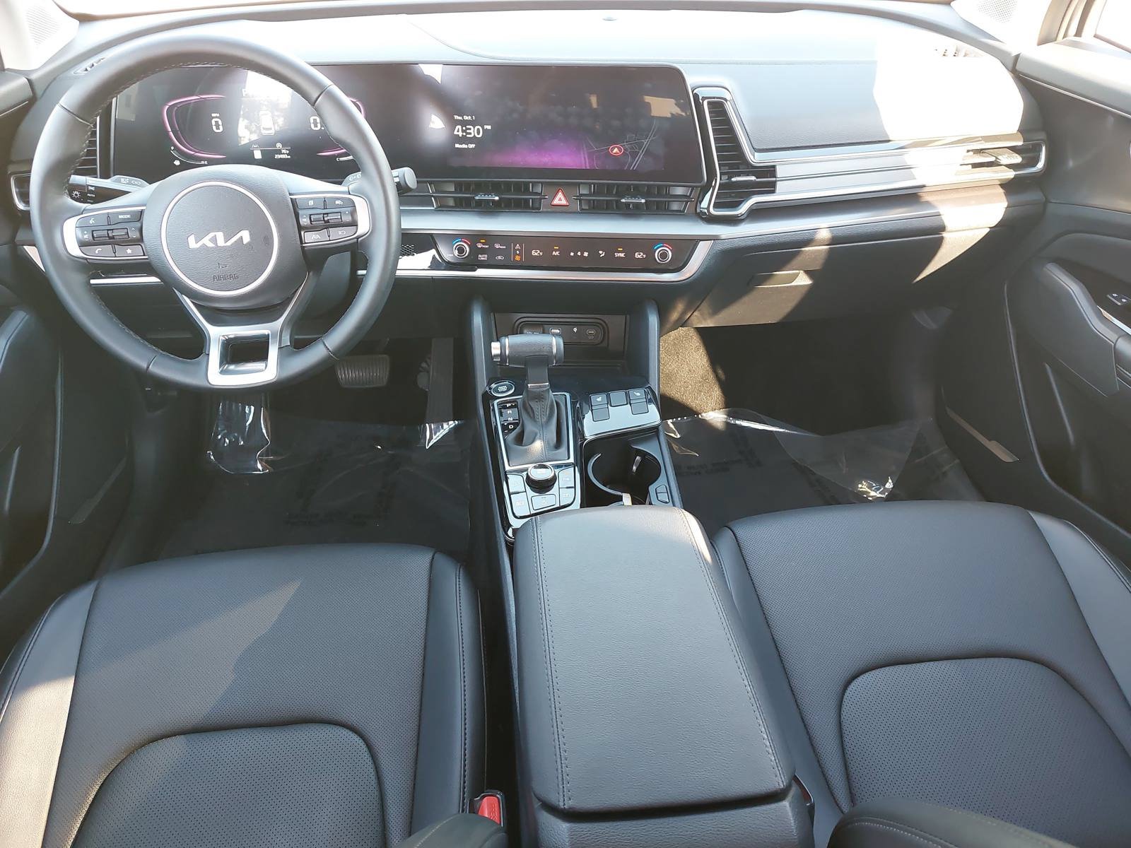 Used 2024 Kia Sportage EX FWD image 9