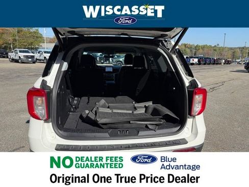 Certified 2022 Ford Explorer XLT w/ Equipment Group 202A image 12