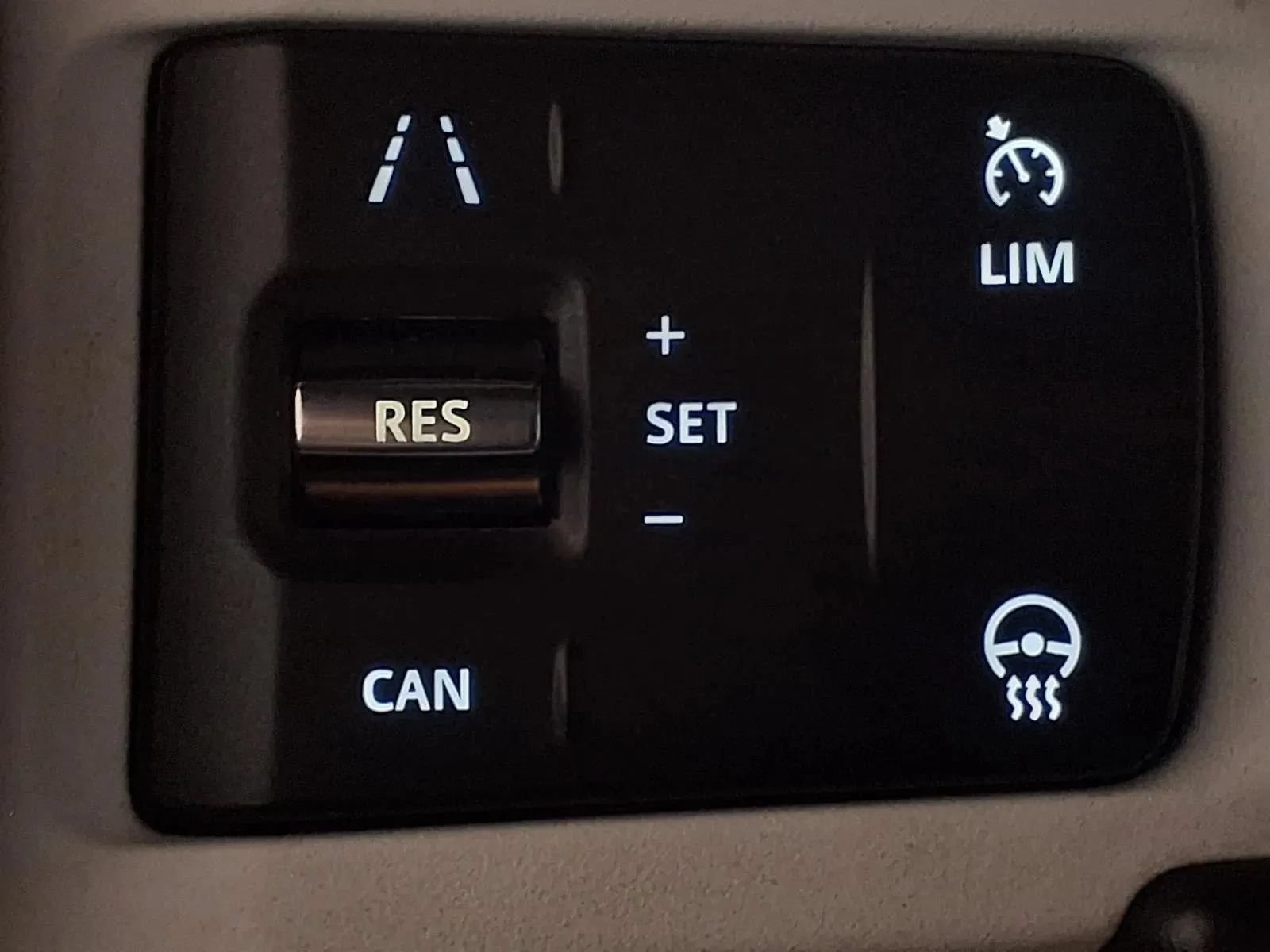 Used 2023 Land Rover Defender 110 S AWD/4WD image 25
