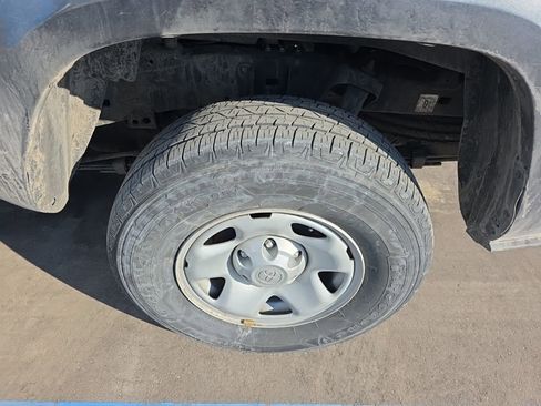 Used 2023 Toyota Tacoma SR image 7