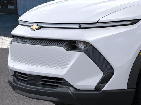 New 2026 Chevrolet Equinox EV LT image 43