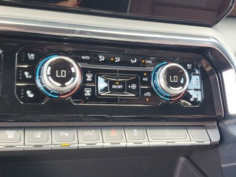 New 2026 GMC Sierra 3500 Denali Ultimate AWD/4WD image 24
