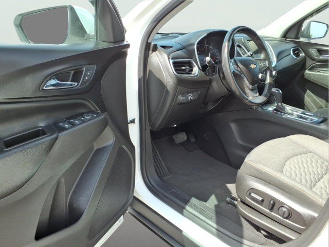 Used 2019 Chevrolet Equinox LT FWD image 16