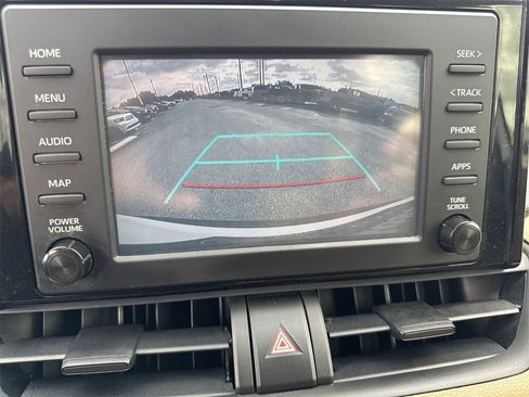 Used 2019 Toyota RAV4 LE image 20