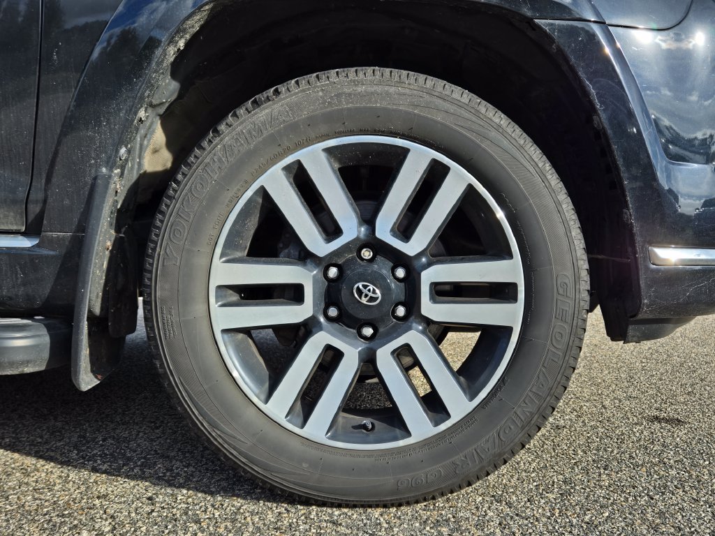 Used 2023 Toyota 4Runner Limited AWD/4WD image 10