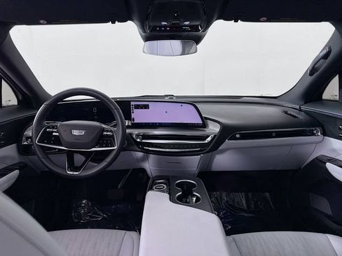 Used 2024 Cadillac Lyriq Luxury image 26