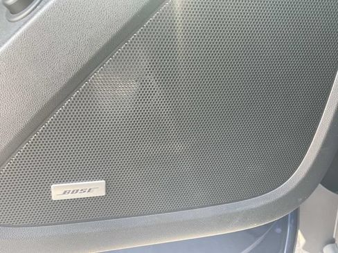 Used 2023 Chevrolet Equinox RS w/ RS Leather Package FWD image 15