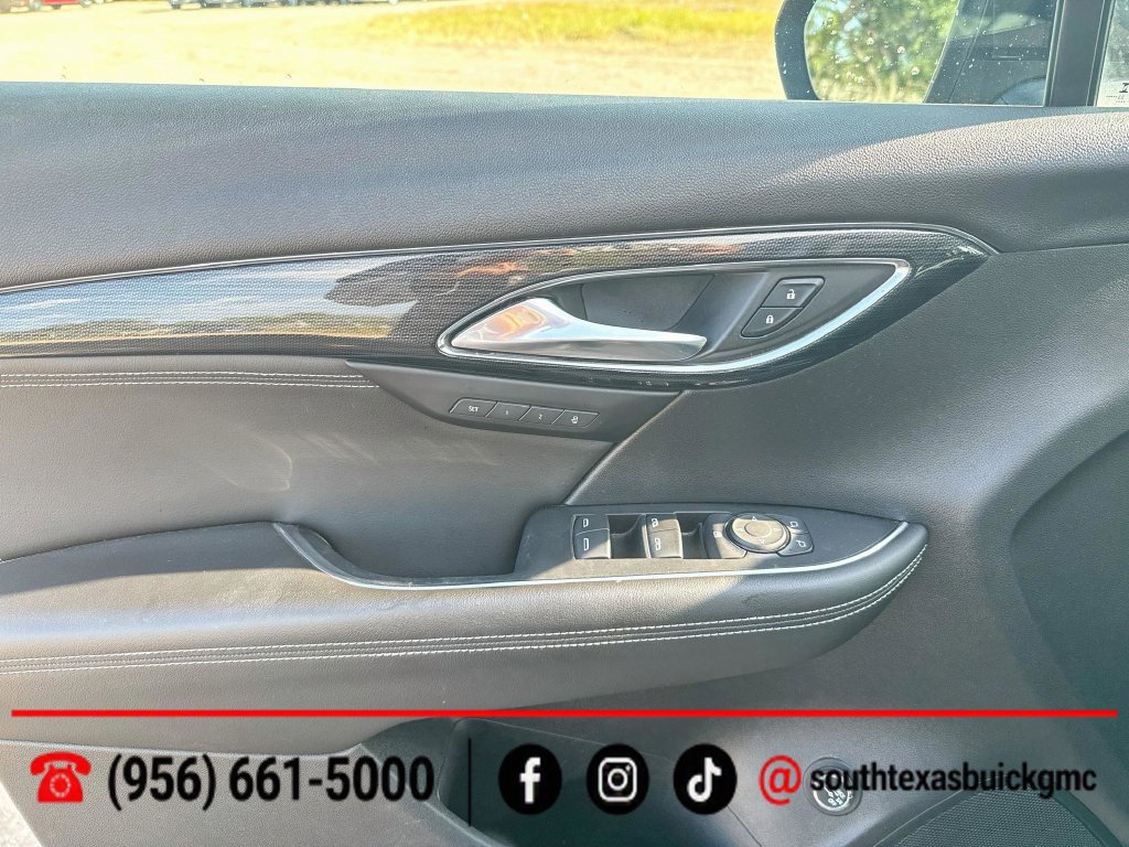 Used 2023 Buick Envision Essence w/ Sport Touring Package AWD/4WD image 10