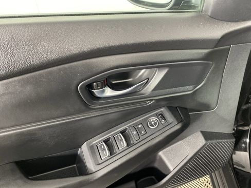 Used 2023 Honda Accord EX image 15