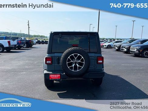 Used 2024 Jeep Wrangler Sport AWD/4WD image 15