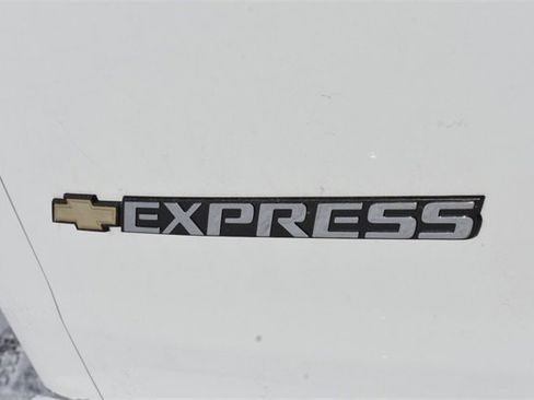 New 2025 Chevrolet Express 2500 Work Van w/ Driver Convenience Package image 15