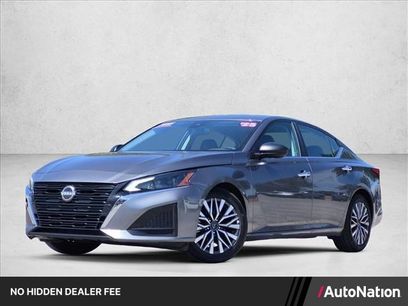 Used 2025 Nissan Altima 2.5 SV