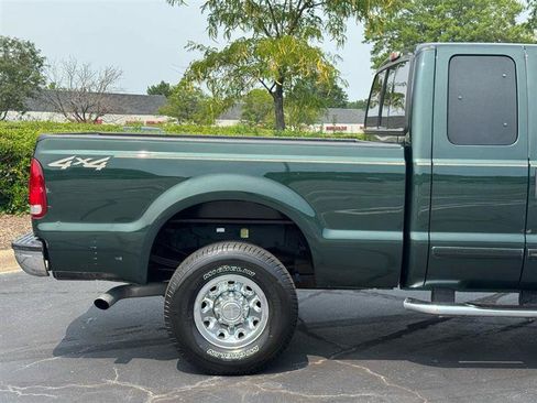 Used 2003 Ford F250 Lariat AWD/4WD image 10