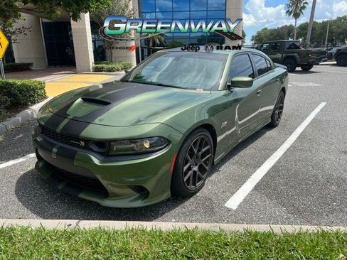 Used 2019 Dodge Charger Scat Pack w/ Navigation & Travel Group RWD image 1